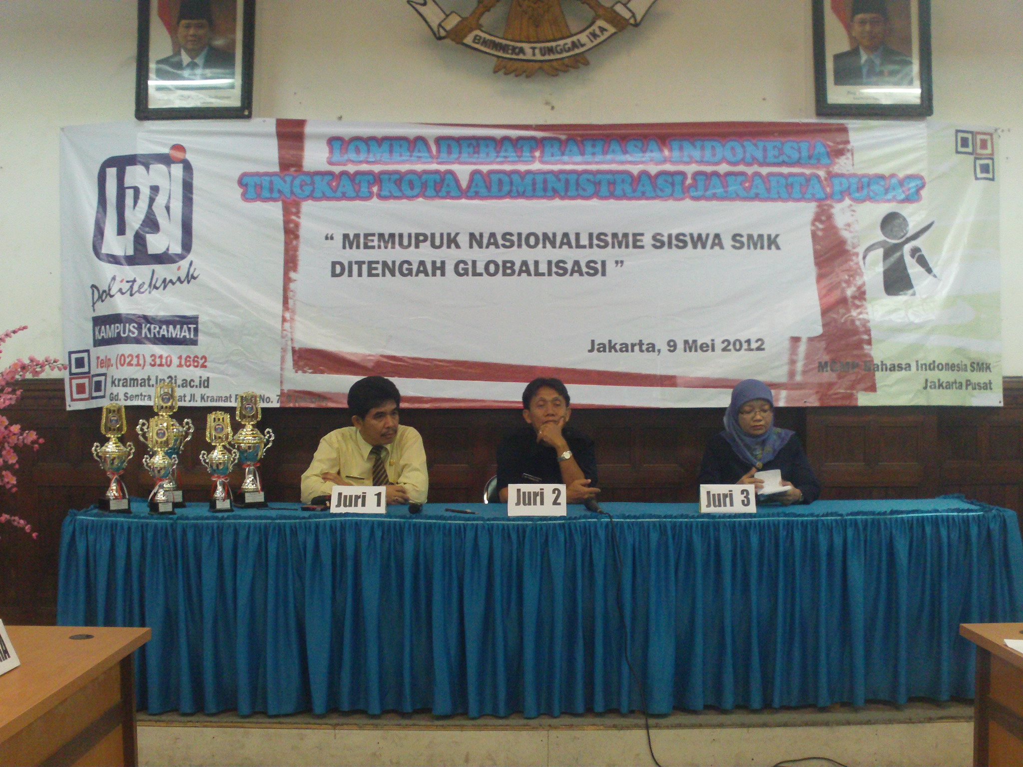 Hasil seleksi lomba debat bahasa Indonesia yang telah dilaksanakan tanggal 9 Mei 2012 di SMKN 1 Jakarta
